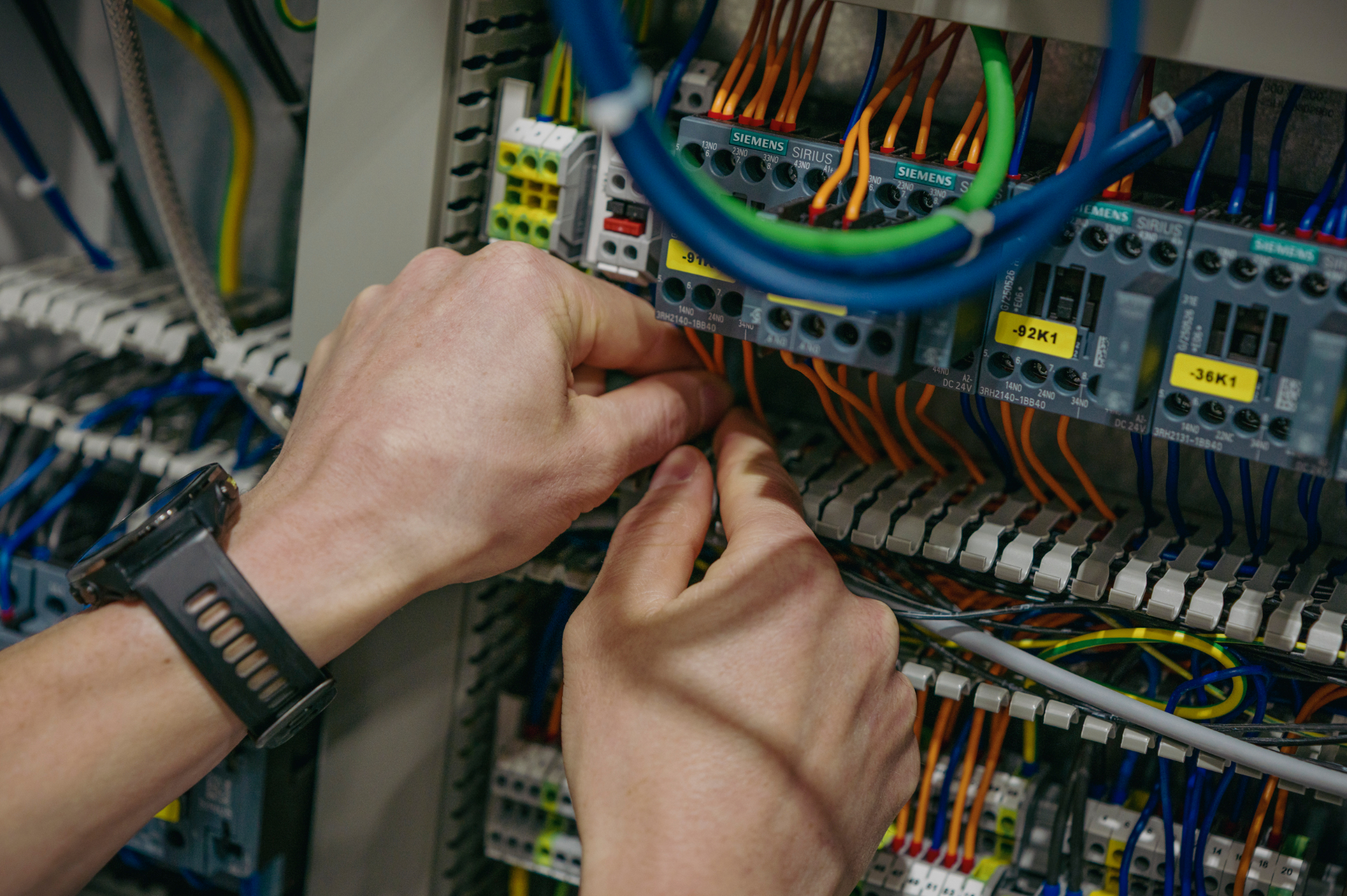 El och fastighetsteknik – professionella elinstallationer och service